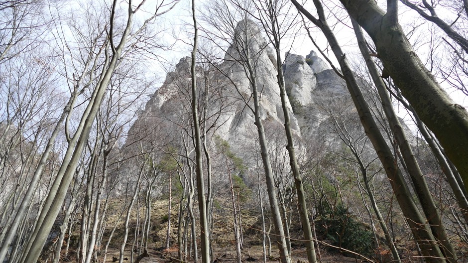 17032019Sulovske_skaly_turistika_05601747