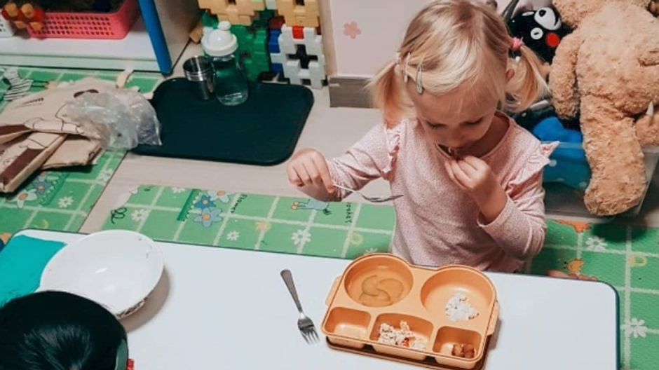 jedalnicek skolka juzna korea