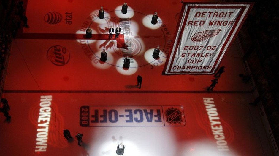 Detroit vyvesoval vlajku