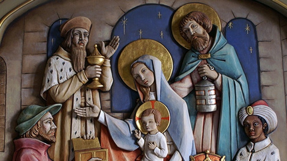 traja krali-v stene vyryte kostol