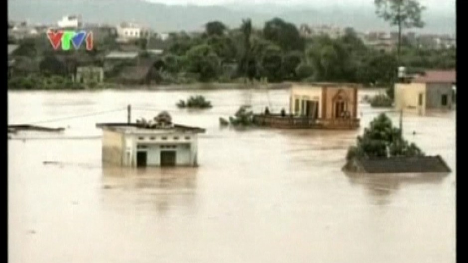 Povodne vo Vietname, zaplavené domy