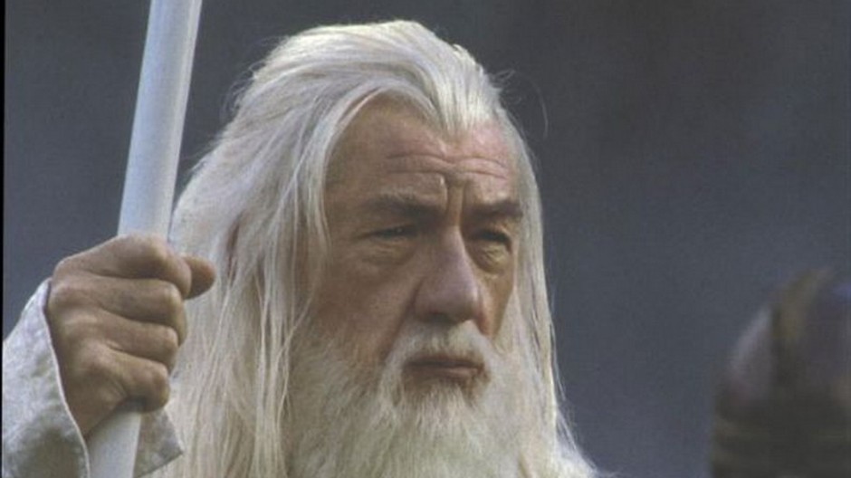 Sir McKellen späť v úlohe Gandalfa.