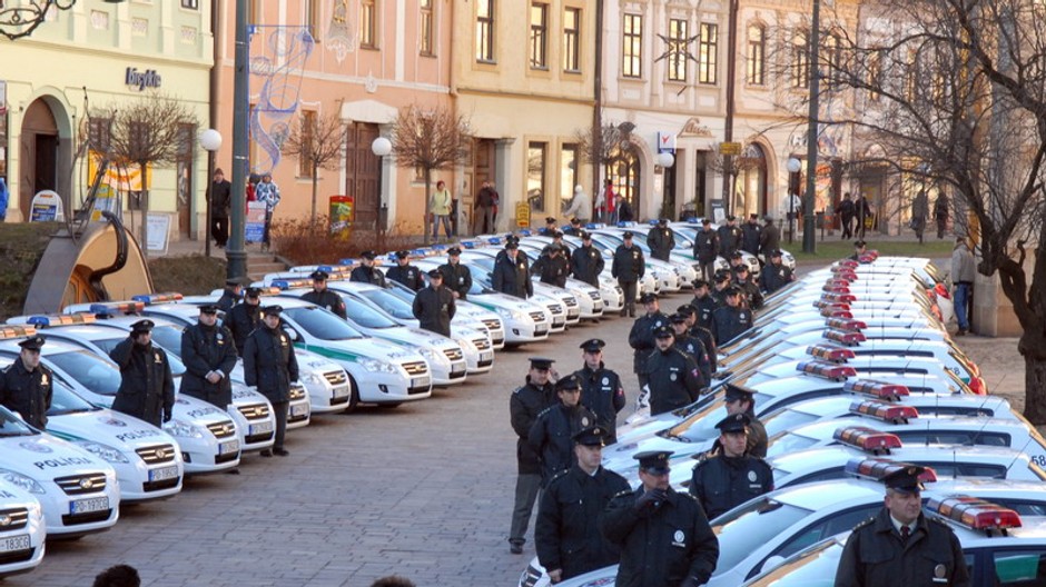 autá polícia