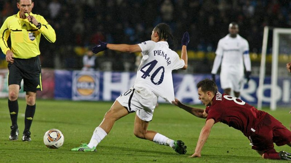 EL, Kazaň-Tottenham