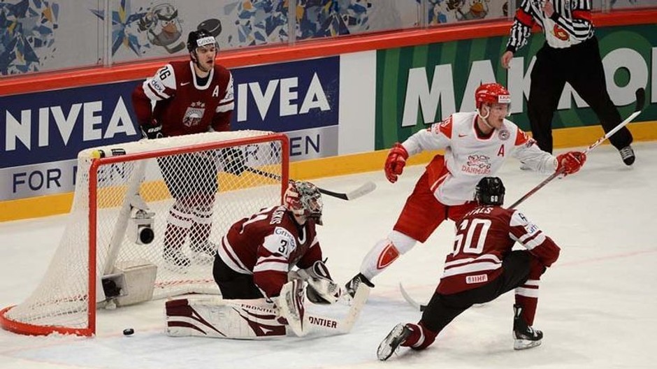 MS 2012, Dánsko-Lotyšsko