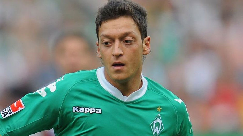 Özil Brémy