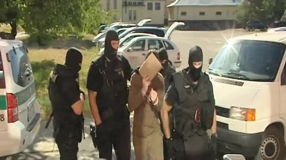 Štyria piťovci boli vo väzbe nezákonne, prepustili ich