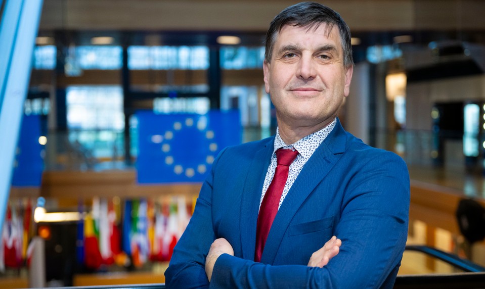 europoslanec Branislav Ondruš oznámil odchod zo strany Hlas-SD