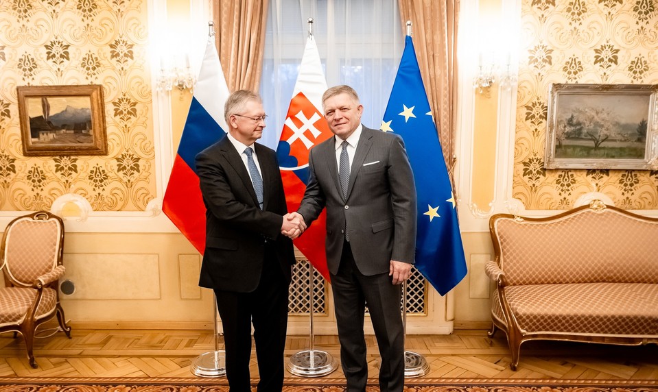 Premiér sa stretol s novým ruským veľvyslancom, zdôraznil význam dialógu