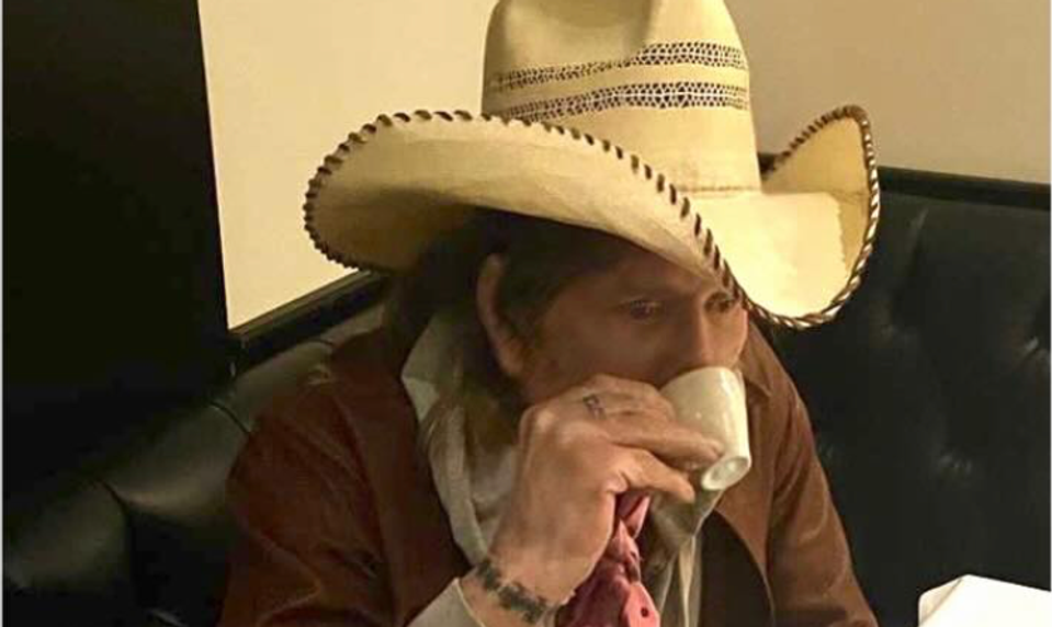 Hollywoodska hviezda na dne: Na staré kolená mu hrozí ulica!