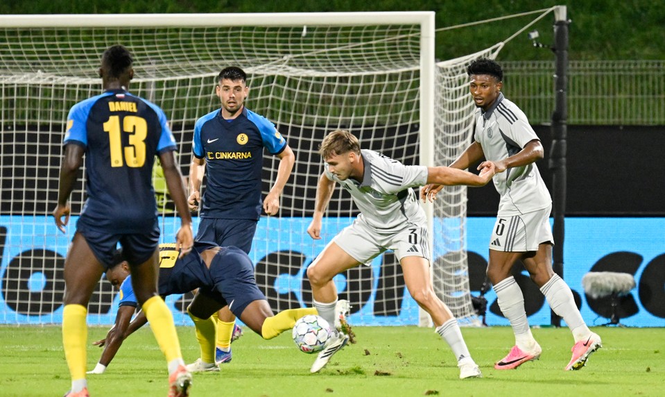 MARTÍNEZ posúva Slovan bližšie k Lige majstrov