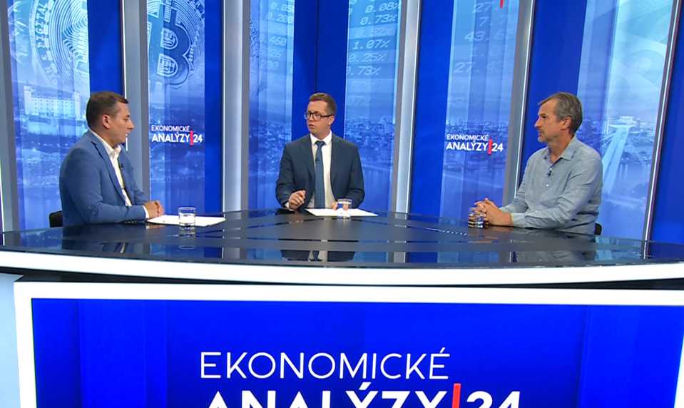 Ekonomické analýzy 24: Na zavedenie e-faktúry nechávame príliš málo času, tvrdí odborník