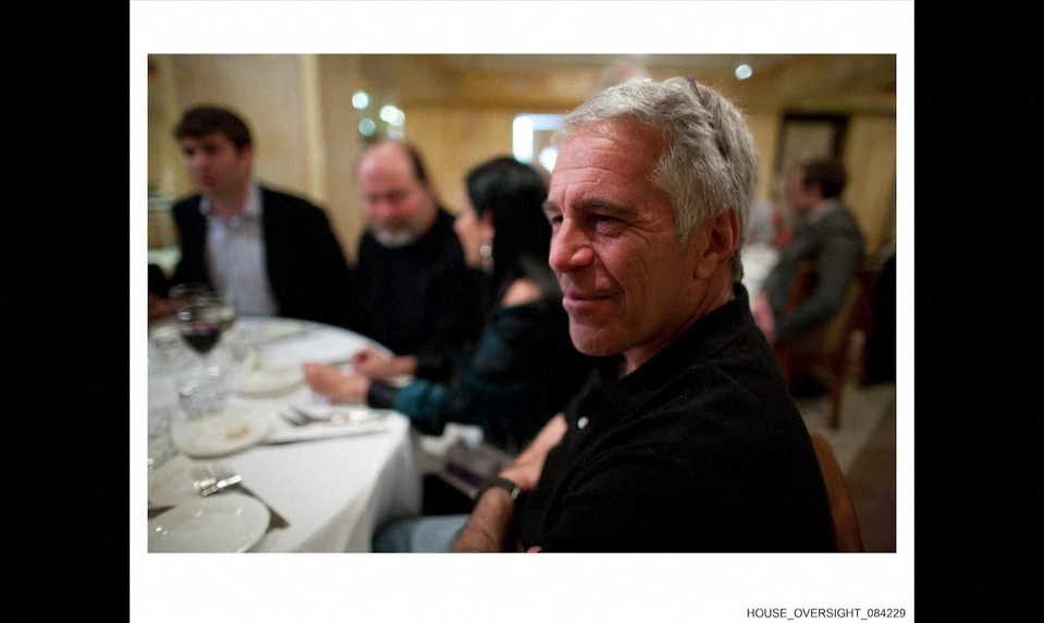 Poľsko vyšetruje obchodovanie s ľuďmi spojené s Jeffreyom Epsteinom