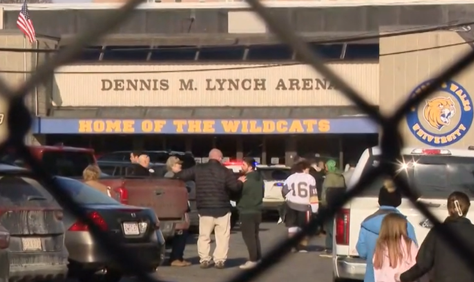 Streľba počas hokejového zápasu v USA: Muž zabil exmanželku a syna