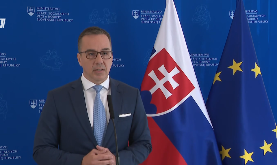 Tlačová beseda ministra Tomáša: Nový zákon proti záškoláctvu