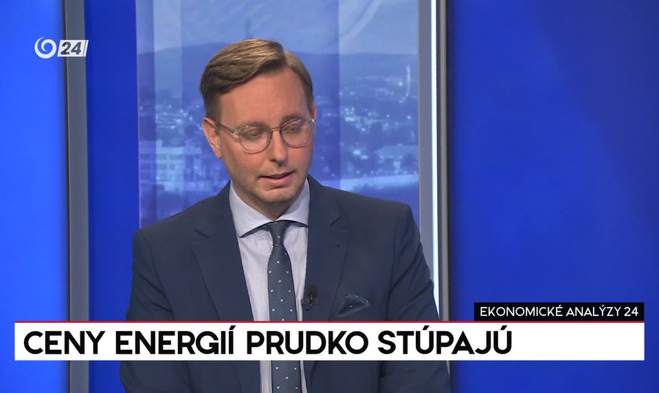 Ekonomické Analýzy 24: Za koľko budeme tankovať?