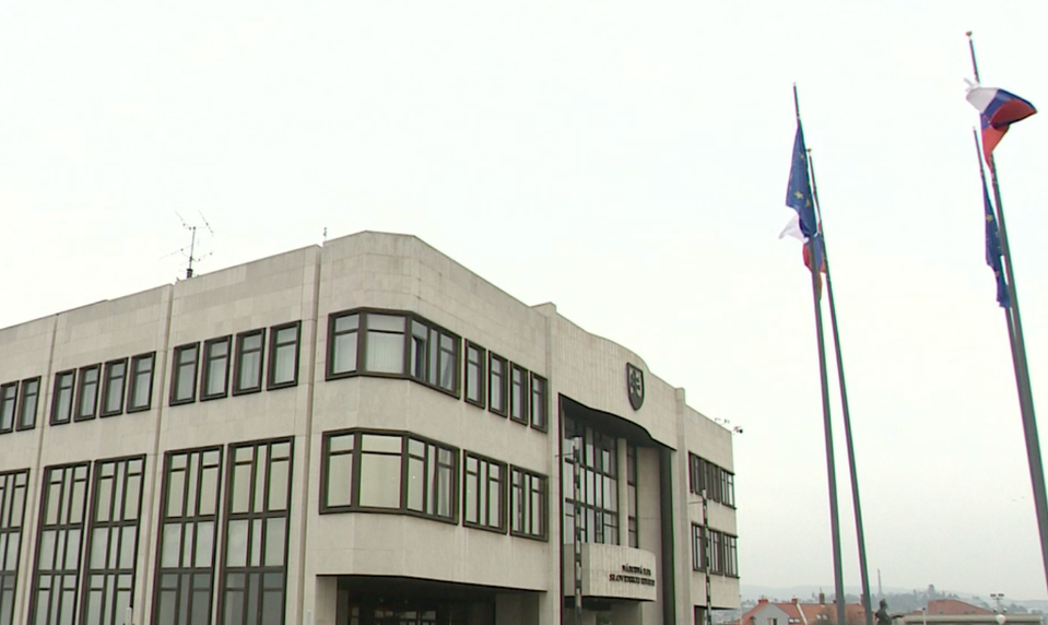 Ako by Slováci volili, ak by sa voľby konali teraz? Exkluzívny májový prieskum preferencií AKO pre JOJ24