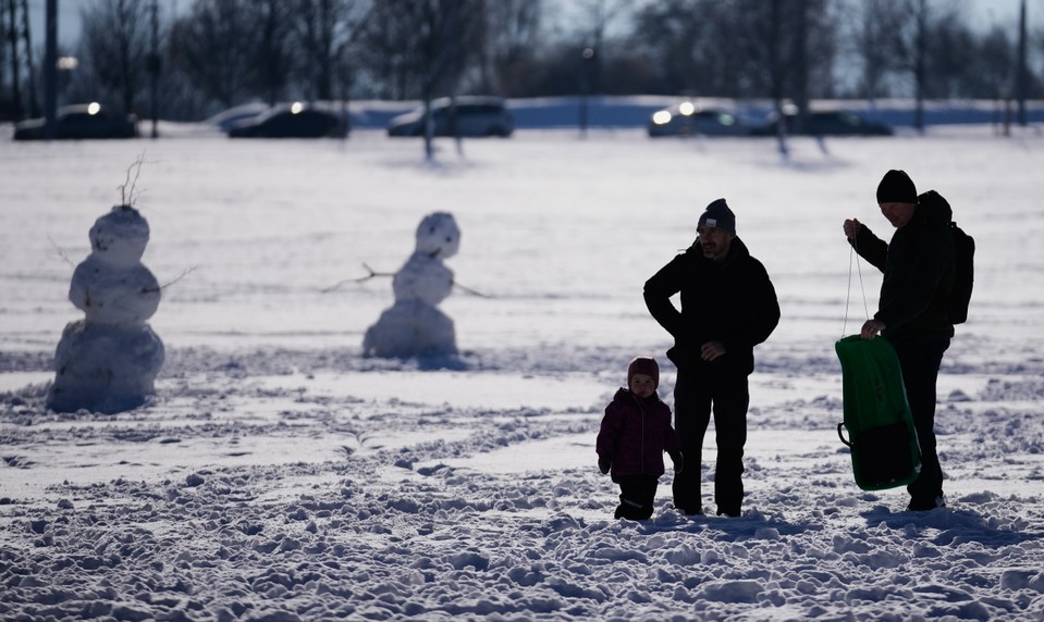 Začína sa meteorologická zima. Slovensko čakajú hmly a slabšie sneženie