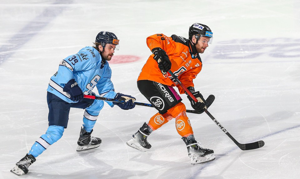 Efektívny Slovan sa ujal vedenia, Oceliarov čaká kľúčový duel