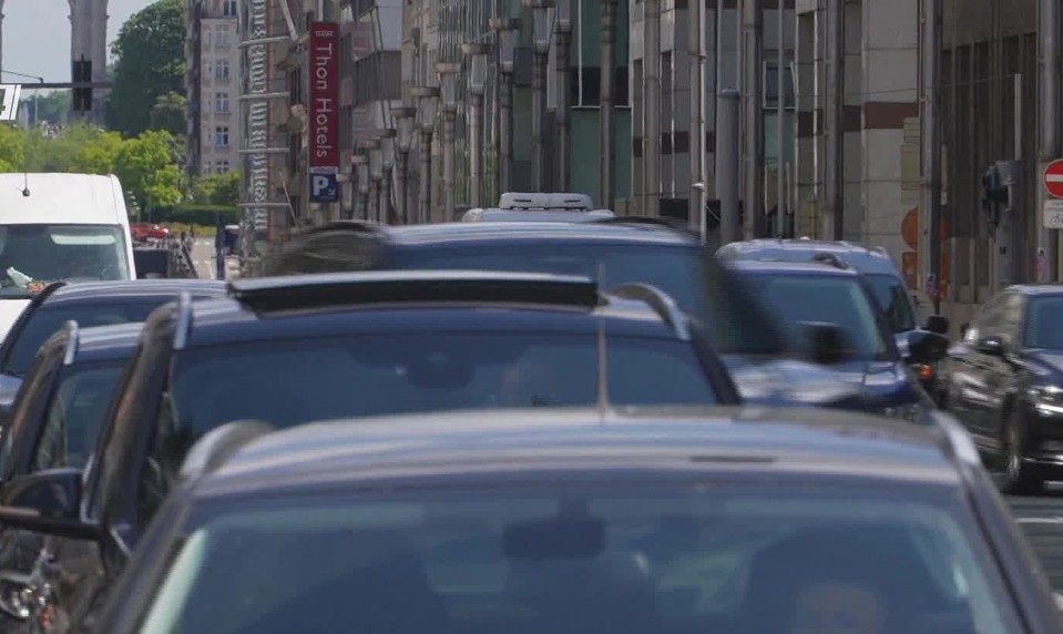Najdôležitejšie spravodajské témy týždňa v relácii 24 minút