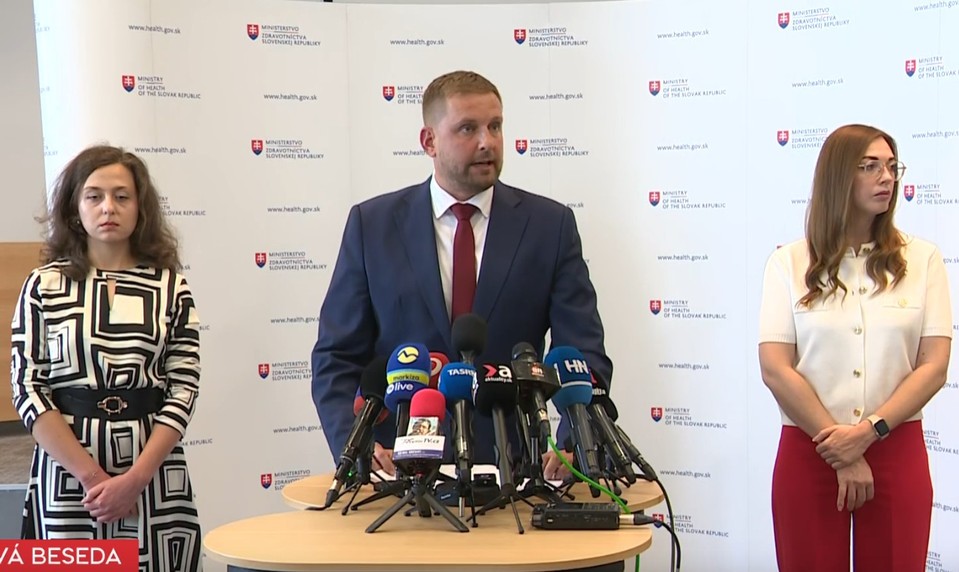 Minister Šaško neplánuje odstúpiť, tender na záchranky možno zruší