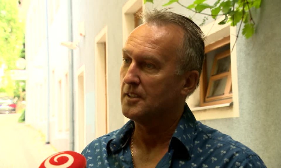 Prezident Kiska išiel dod práce na bicykli