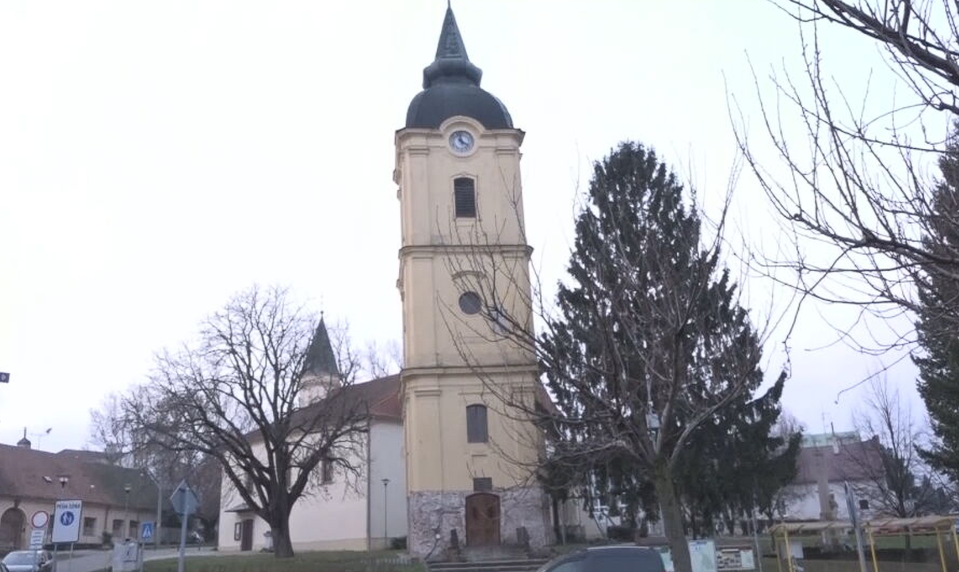 Slovenská Pisa pri Trnave: Šikmá veža vo Vrbovom láka turistov