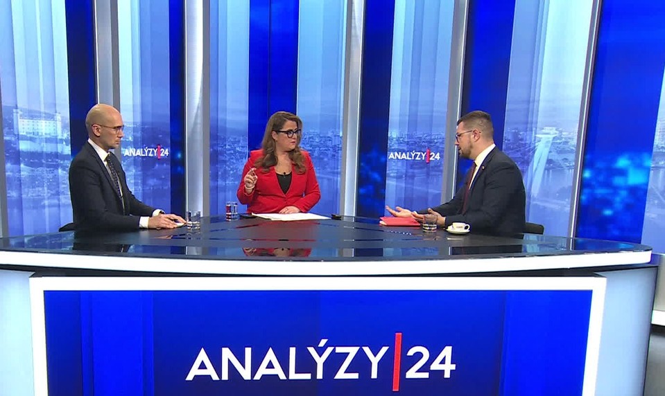 Analýzy 24: 15 miliárd za jeden blok je neobhájiteľná suma, tvrdí Galek