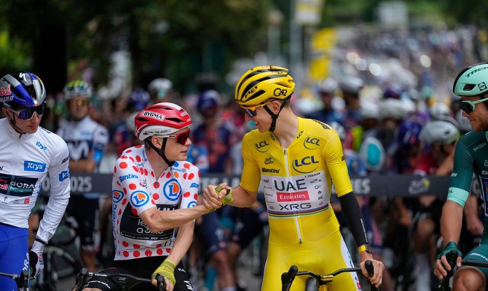Tadej Pogačar prepísal históriu: Štvrtý triumf na Tour de France