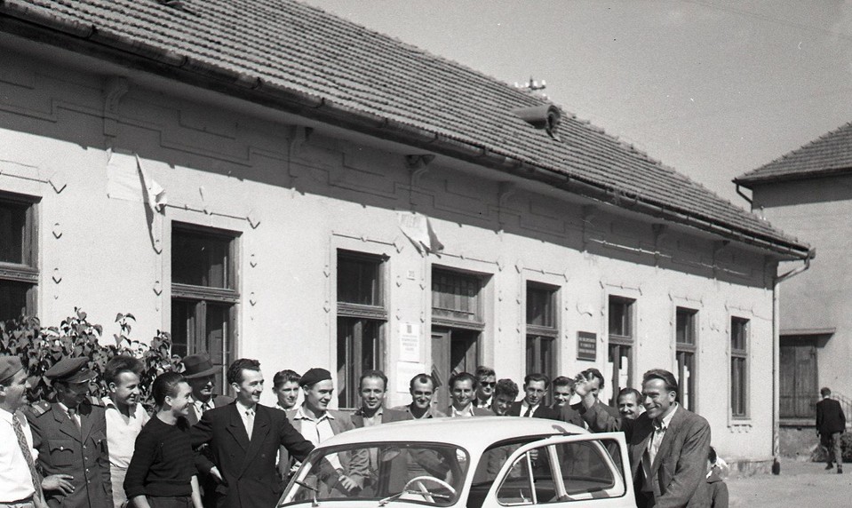 500 km slovenských: od odvážnych pretekárov po putujúce múzeum na kolesách