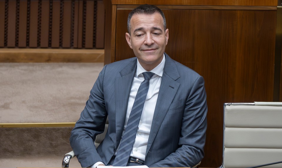 Odvolávanie ministra školstva Druckera sa odložilo pre chýbajúce kvórum