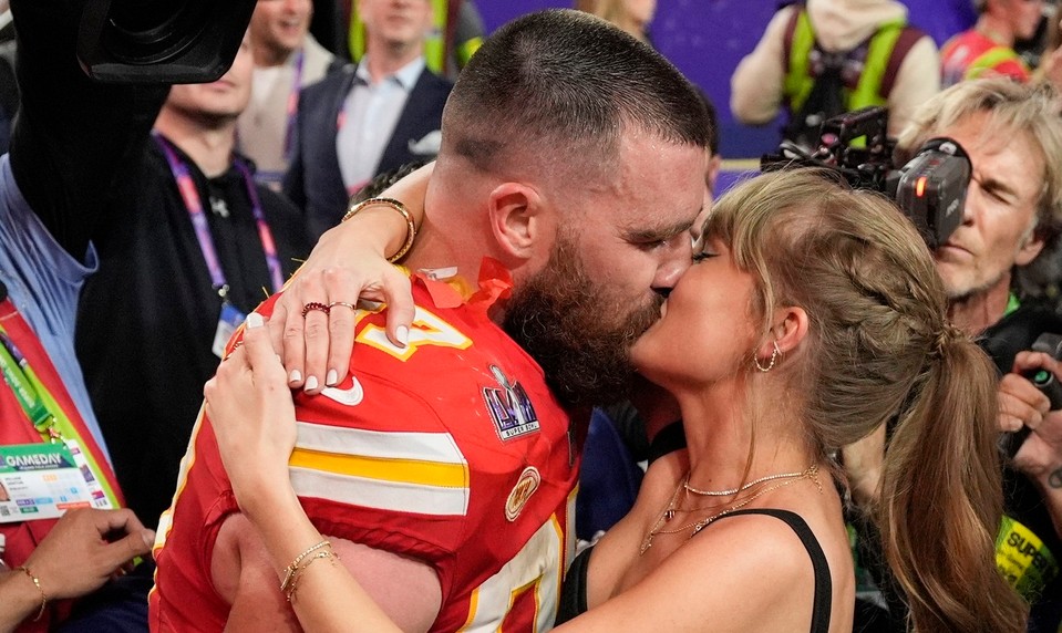 Bude sa Taylor Swift vydávať v slávnej hokejovej hale? Fanúšikovia riešia jeden veľký otáznik