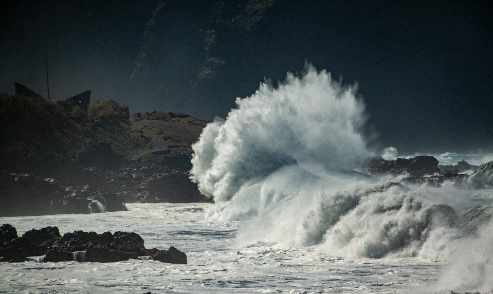 Smrť na Tenerife. Turistov zmietla vlna, medzi obeťami aj dvaja Slováci