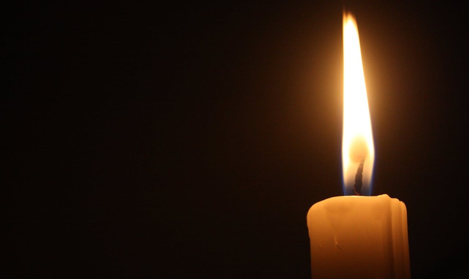 Odišla herecká legenda a hviezda hororov. Smutnú správu oznámil hercov partner