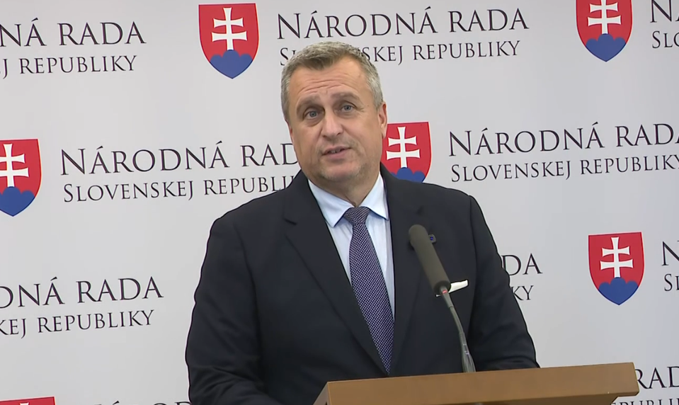 Tlačová beseda predsedu SNS Danka: Tarabu odvoláme aj v NR SR