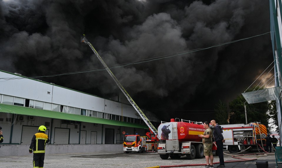 Séria útokov na Ukrajine: Bomba v Izjume zranila dieťa, dron zabil energetika