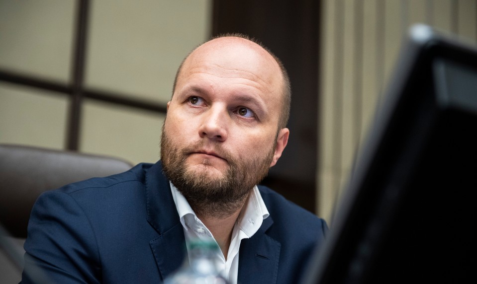 Exminister obrany Jaroslav Naď opäť vypovedal v prípade darovania techniky Ukrajine