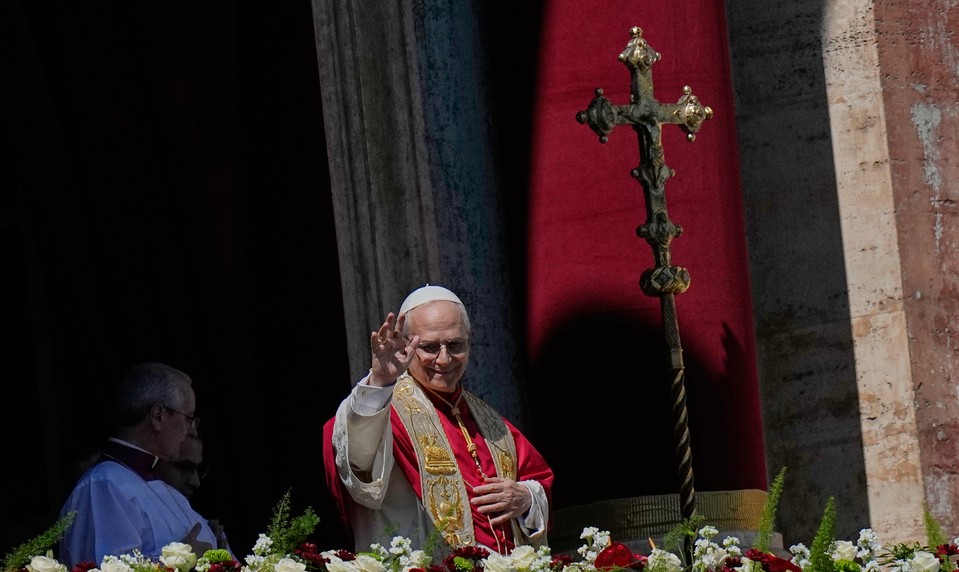 Pápež Lev XIV. vo veľkonočnom požehnaní vyzval na mier a ukončenie konfliktov