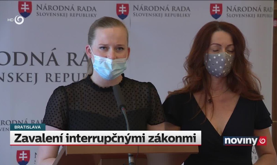 Zavalení interrupčnými zákonmi