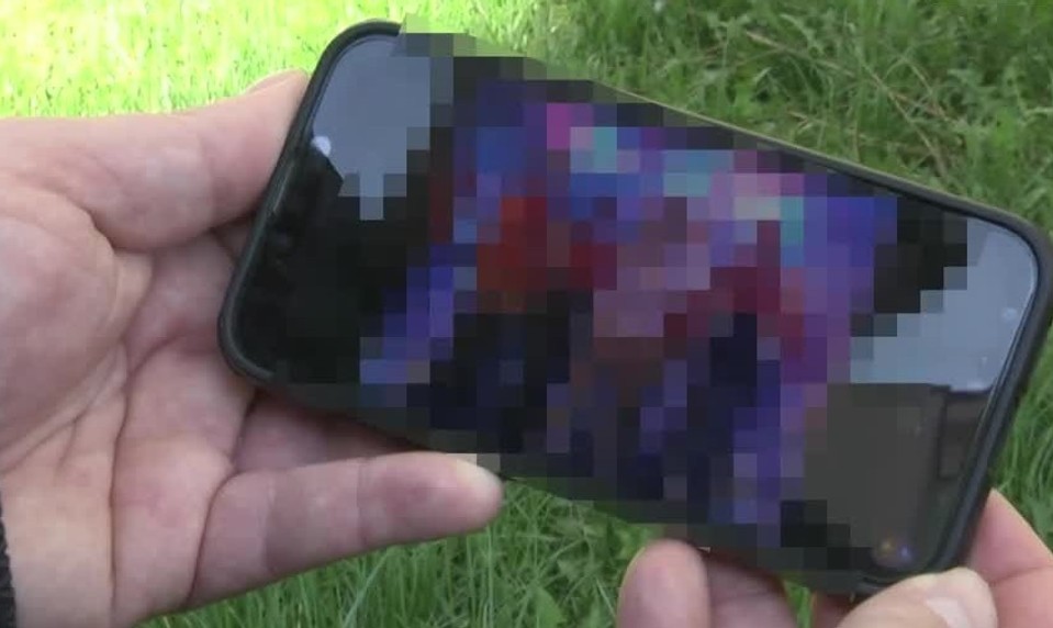 Brusel preveruje pornografické weby pre nedostatočnú ochranu detí