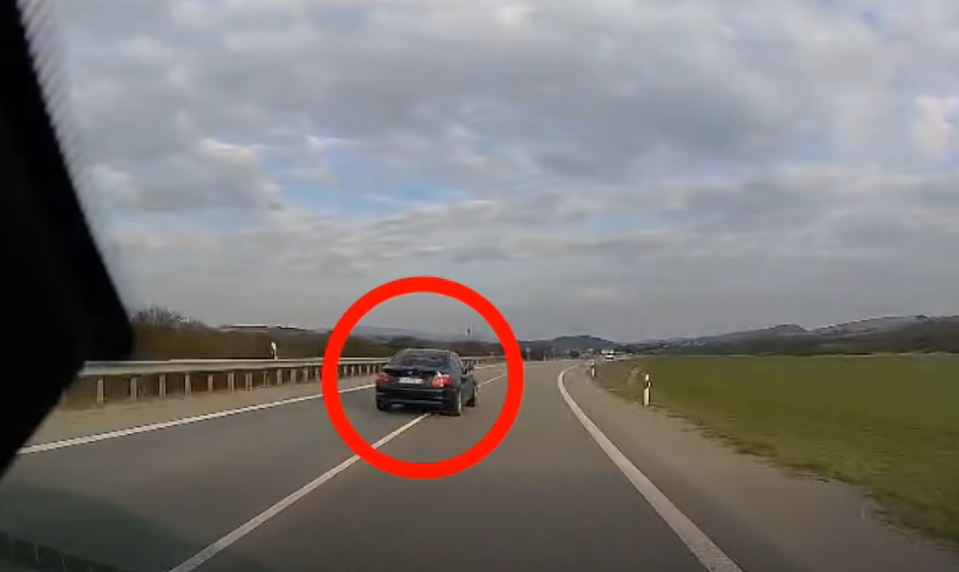 Sekundy pred nárazom: Kamera zachytila riskantnú jazdu pred tragickou nehodou