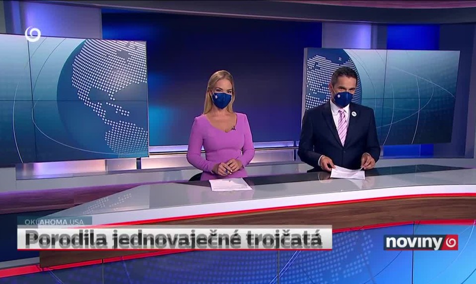 Porodila jednovaječné trojčatá