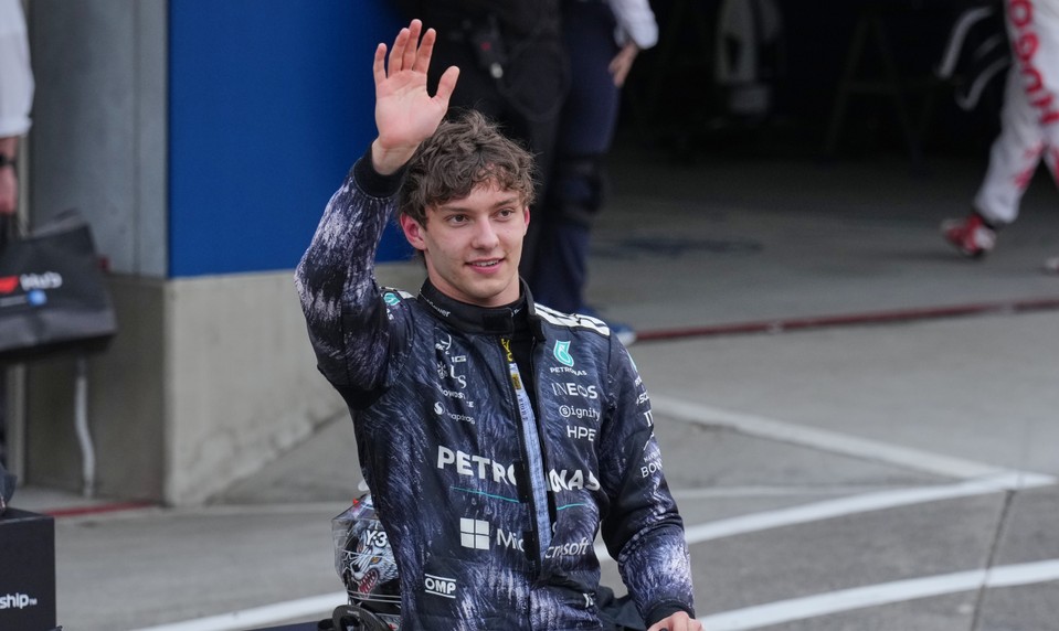 ANTONELLI vyhral aj v Japonsku, je najmladším lídrom priebežného poradia MS