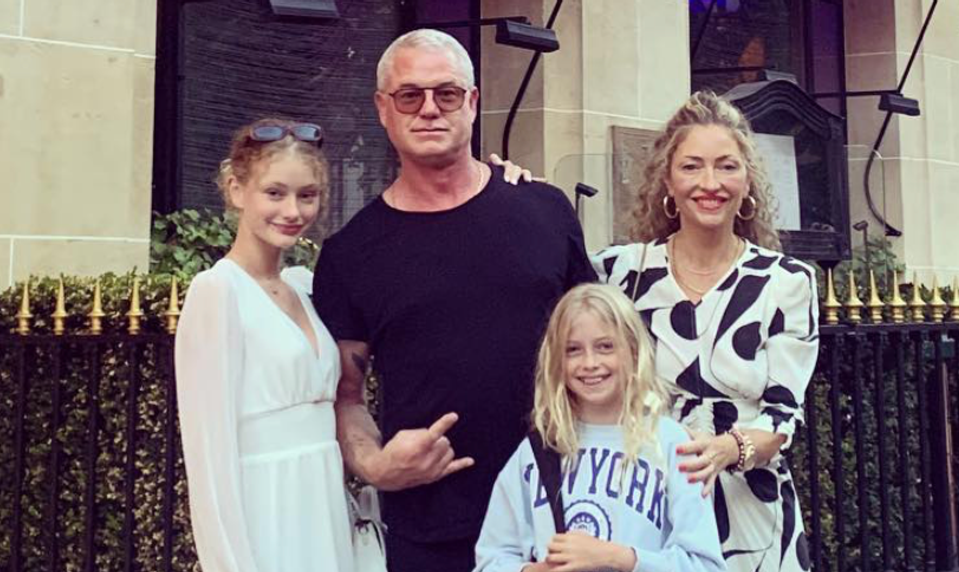 Hviezdy herec zomrel 10 mesiacov po diagnostikovaní ALS. Dcéram nahral TENTO posledný odkaz!