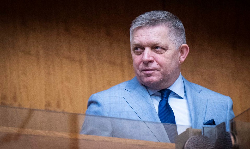 Robert Fico ponúkol Šutajovi Eštokovi právnu pomoc v súvislosti s rozsudkom
