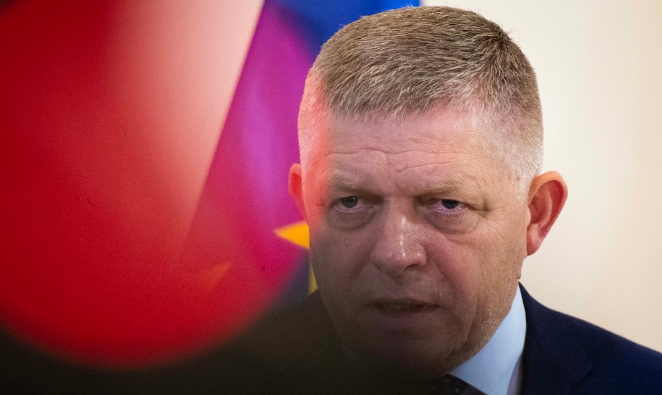 Opozícia ostro kritizuje vládu. Fico: „Nikto nie je dokonalý.“ Odmietol na krajinu hádzať špinu