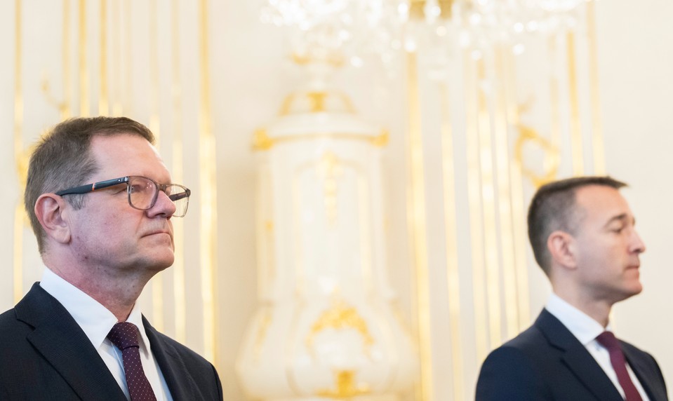 Kmec sa o svojom odvolaní dozvedel zo statusu. Hovorí o porušení koaličnej zmluvy