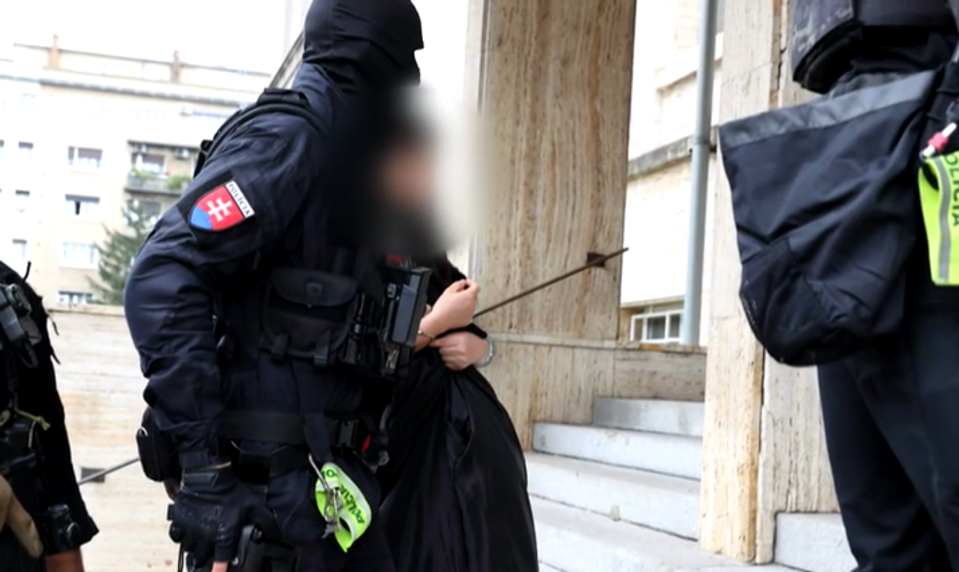 Krajský súd potvrdil rozhodnutie. Vietnamka obvinená z vraždy novorodenca nejde do väzby