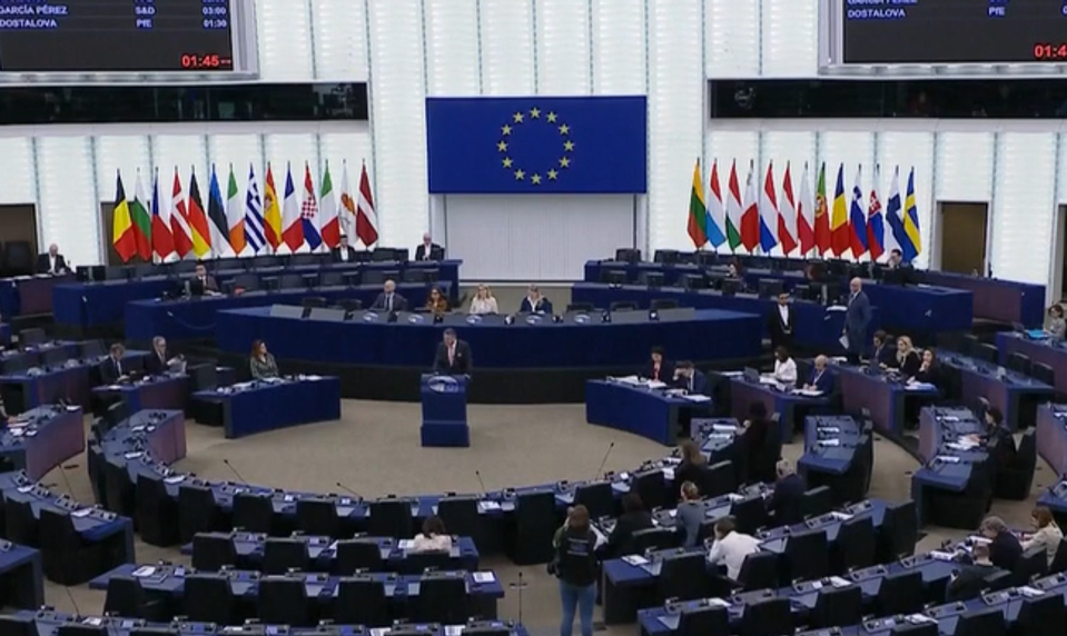 Europarlament podporil vojenský Schengen a apeluje na modernizáciu ciest
