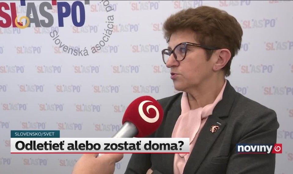 Odletieť alebo zostať doma?